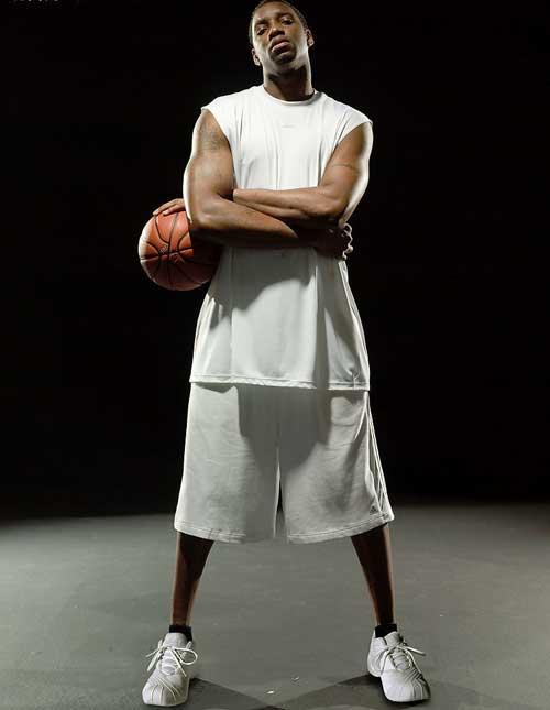 梅州8月场均完成11次成功过人，外援罗德里格共贡献24次