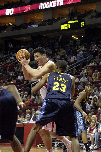 405次，梅西超越普斯卡什成为足坛历史助攻王